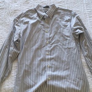 Men’s Eddie Bauer button up polo